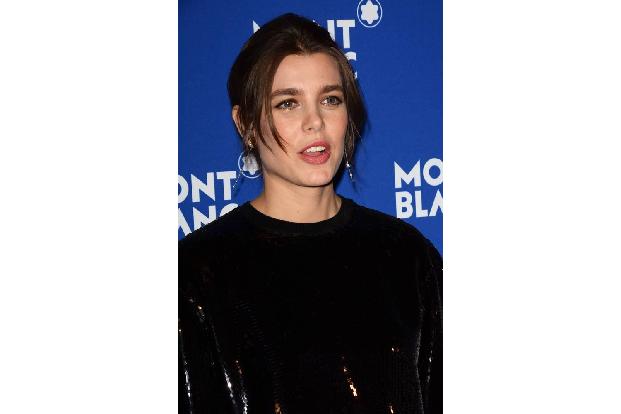 ...blaues Blut. Charlotte Casiraghi, die Enkeltochter von Fürst Rainier von Monaco und Grace Kelly und Tochter von Caroline ...