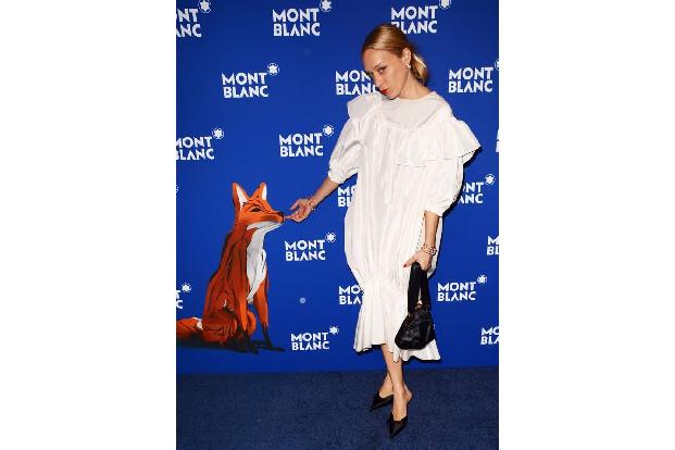 ...die Feier, um neue Freundschaften zu schließen. Chloë Sevigny hatte kein Problem und fand sofort Anschluss. Beim Fuchs ha...