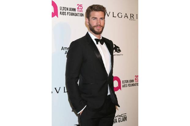 ...Liam Hemsworth. Der Verlobte von Miley Cyrus verletzte sich zwar den Knöchel in Berlin, als er den letzten Streifen der '...
