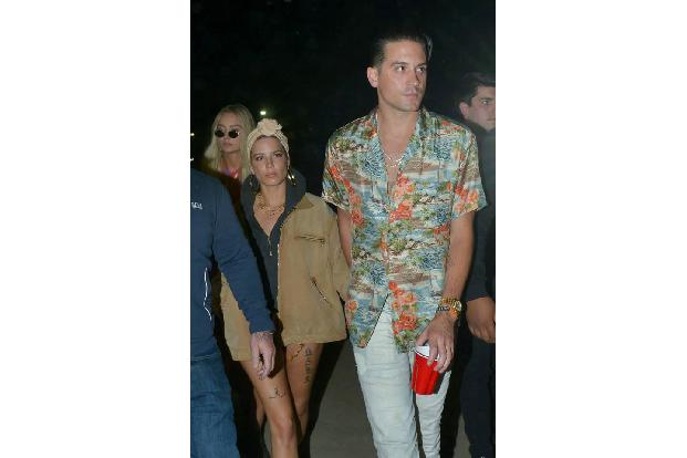 …auch Rapper G-Eazy und seine Freundin Halsey erschienen gemeinsam beim Coachella und schauten sich die Shows ihrer Kollegen...