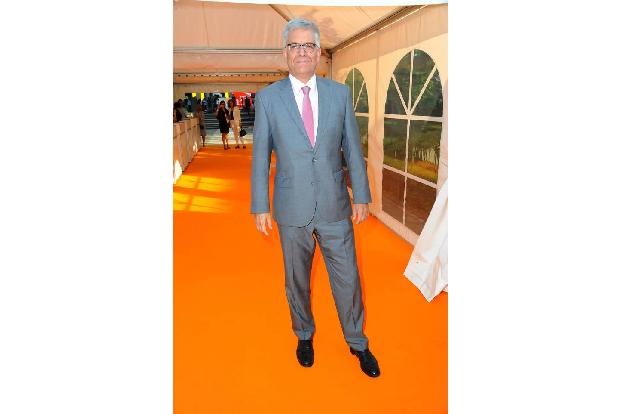 ...Thomas Bellut. Der ZDF-Intendant arbeitete mit Dieter Thomas Heck und wird ihn als Kollegen schmerzlich vermissen. In ein...