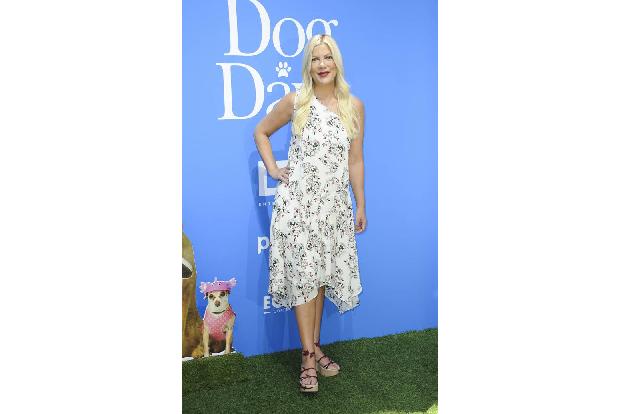 ...Tori Spelling, die gleich ihre ganze Familie mitgebracht hatte und damit den Trennungsgerüchten von Dean McDermott einen ...