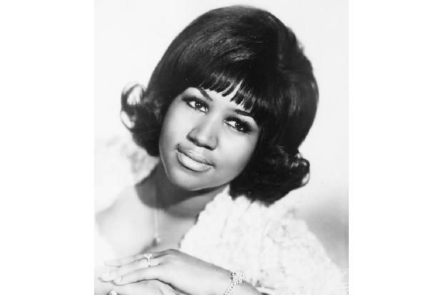 Doch bereits vor ihrem großen Hit überzeugte die in Tennessee geborene Aretha mit ihrer atemberaubenden Stimme als Gospel-Sä...