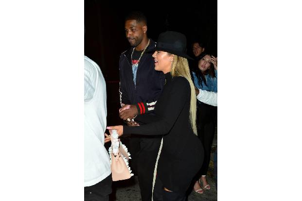 ...TV-Lady Khloé Kardashian - und wir sind uns nicht sicher, ob das jetzt gut oder schlecht ist. Ihr Freund Tristan Thompson...