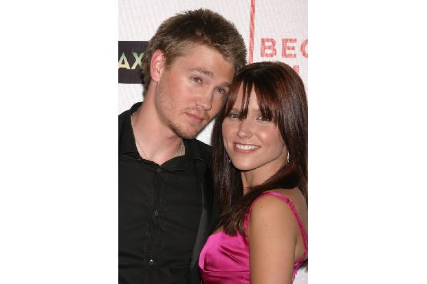 ...Chad Michael Murray und Sophia Bush. Nachdem sie Ende 2005 ihren großen Tag feierten, war es fünf Monate später wieder vo...