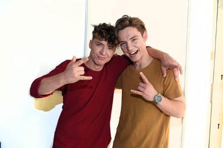 Im Doppelpack brechen diese beiden Jungs Herzen: Roman und Heiko Lochmann haben sich als Die Lochis ein Social-Media-Imperiu...