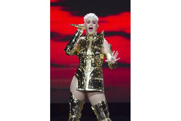 ...Katy Perry die Nase vorn. Sie ist die erste Künstlerin, der über 100 Millionen Menschen auf Twitter folgen – seit August ...
