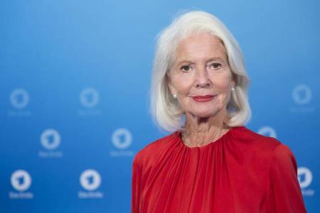 ...ist Christiane Hörbiger, die mit dem Preis für das Lebenswerk national nach Hause gehen durfte. In ihrer Dankesrede sagte...