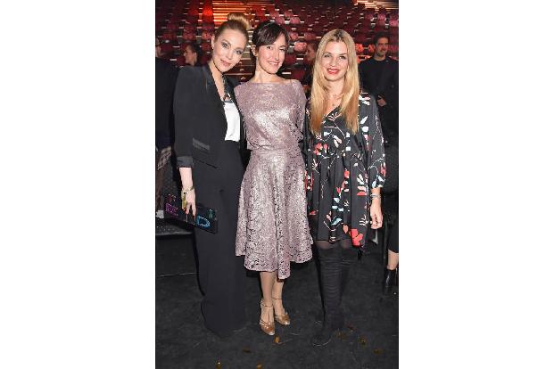 ...kam es zur reinsten 'GZSZ'-Reunion. Maike von Bremen (bis 2008) und Susan Sideropoulos (bis 2011) feierten ihr Wiedersehe...