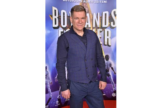 ...Sänger Peter Plate. Die Show ''Boybands Forever' kann anscheinend wirklich was. Wenn die Songs nicht gefallen, tun das...