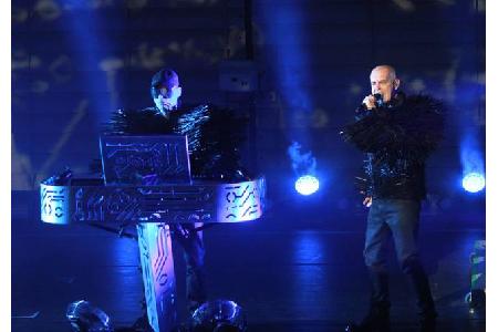 Sie schrieben mit 'Closer to Heaven' ebenfalls ihr eigenes Musical: Die Pet Shop Boys. Kritiker waren geteilter Meinung, doc...