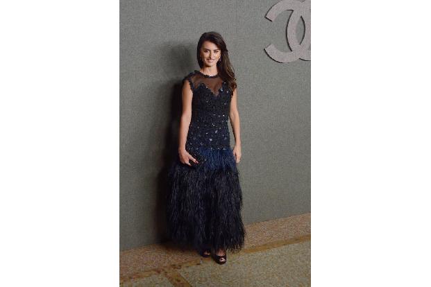 ….Penélope Cruz verzauberte bei dem Fashion-Event in einer schwarzen verspielten Abendrobe – natürlich von Chanel. Wenn die ...