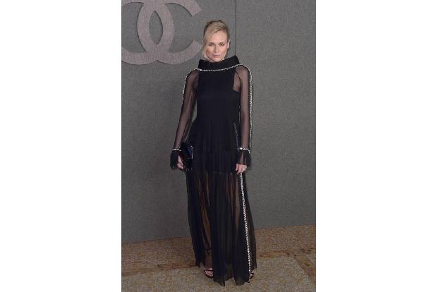 ...der Marke sind legendär. Unzählige Stars schmücken sich bei öffentlichen Auftritten mit Chanel-Outfits. Auch die deutsch ...