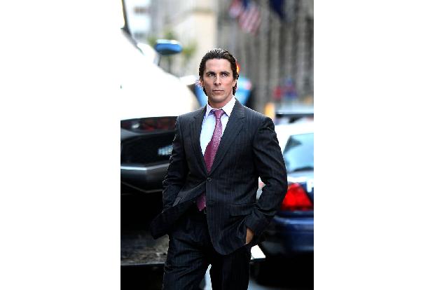 ...im DC-Universum gehört ohne Zweifel Batman. Christian Bale überzeugte zwischen 2008 und 2012 dreimal als düsterer Flederm...