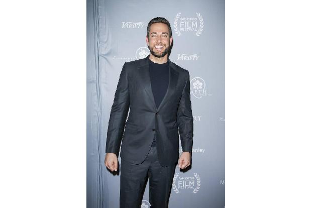 ...noch Shazam, auch bekannt als Captain Marvel, dazu kommen. In die Rolle des DC-Superhelden-Zuwachs' darf Zachary Levi sch...