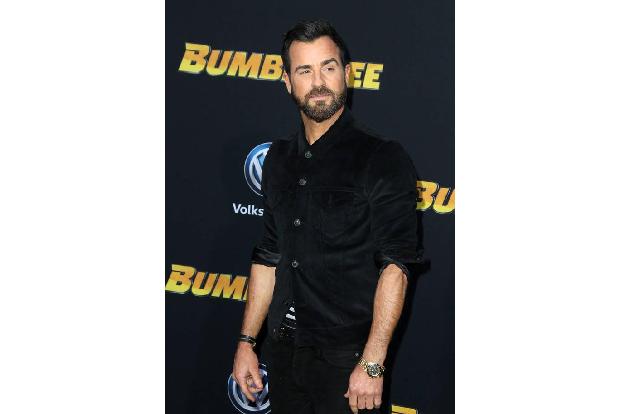 ...Justin Theroux im Film gar nicht zu sehen, sondern nur zu hören sein wird. Er spricht nämlich Dropkick, lässt sich aber s...