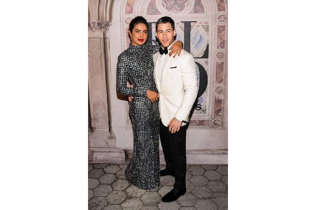 Priyanka Chopra und Nick Jonas wollten 2018 komplett Nägel mit Köpfen machen. Im Mai 2018 kamen sie zusammen, im Juli folgte...