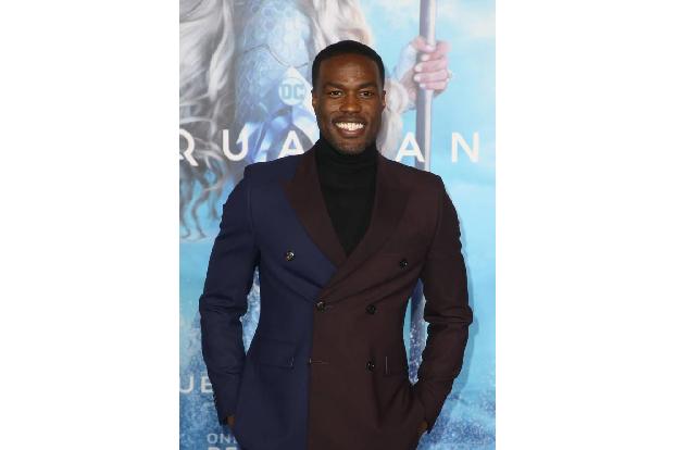 ....Yahya Abdul-Mateen II alias Black Manta. Wo der Mann in schwarzer Rüstung auftaucht, hinterlässt er Verwüstung. Kein Wun...