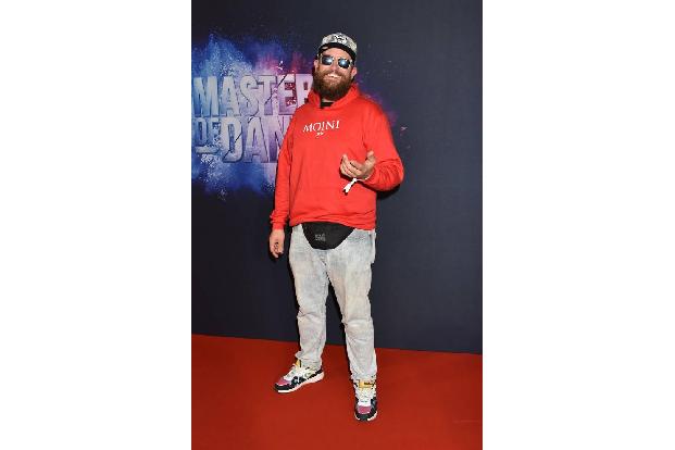 ...MC Fitti auftaucht, ist für Stimmung gesorgt. Der Sänger strahlte bis über beide Ohren auf dem roten Teppich der Astor Fi...