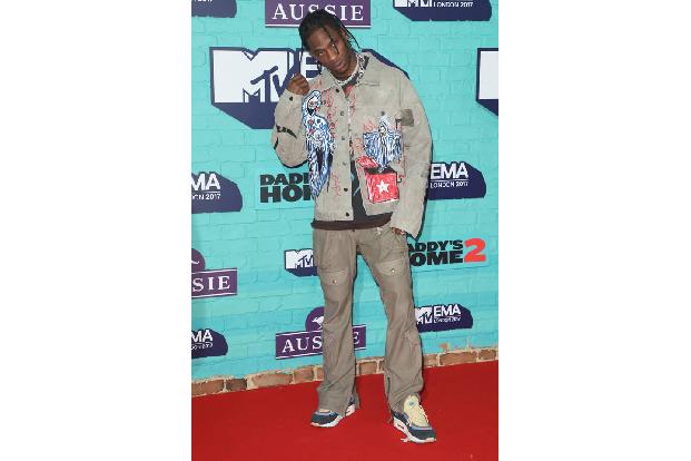 Im kompletten Gegensatz zu Prinz Charles steht der Herr auf Platz 5: Rapper Travis Scott rockt die goldene Mitte. Electro-DJ...