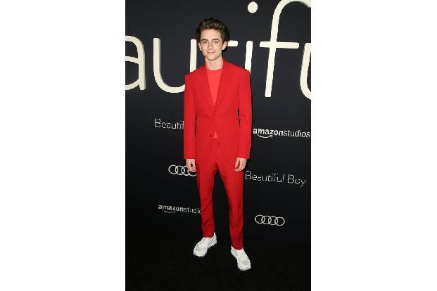 Bronze holt sich Timothée Chalamet – dabei ist Rot seine Lieblingsfarbe! Der 22-jährige Amerikaner liebt grelle Farben und s...