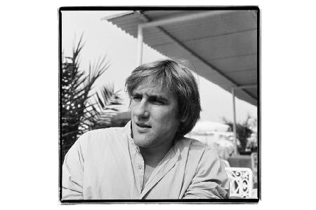 Am 27. Dezember 1948 wird Gérard Xavier Marcel Depardieu im französischen Châteauroux als drittes von sechs Kindern geboren.... Am 27. Dezember 1948 wird Gérard Xavier Marcel Depardieu im französischen Châteauroux als drittes von sechs Kindern geboren....
