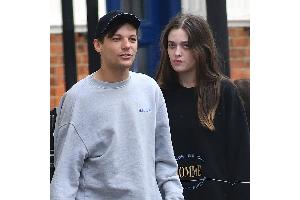 Schock für Louis Tomlinson: Seine 18-jährige Schwester stirbt an Herzinfarkt