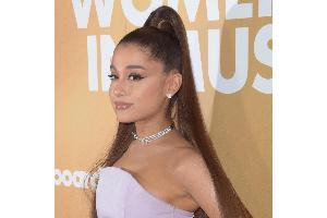 Ariana Grande, Taylor Swift und Ella Mai – Diese Ladys räumten bei den iHeartRadio Music Awards ab
