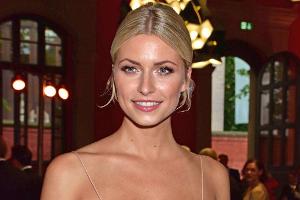 'Germany's Next Topmodel': Lena Gercke nimmt einen Platz neben Heidi Klum ein