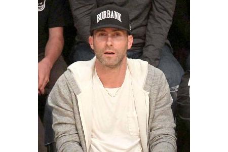 Adam Levine ist hart im nehmen