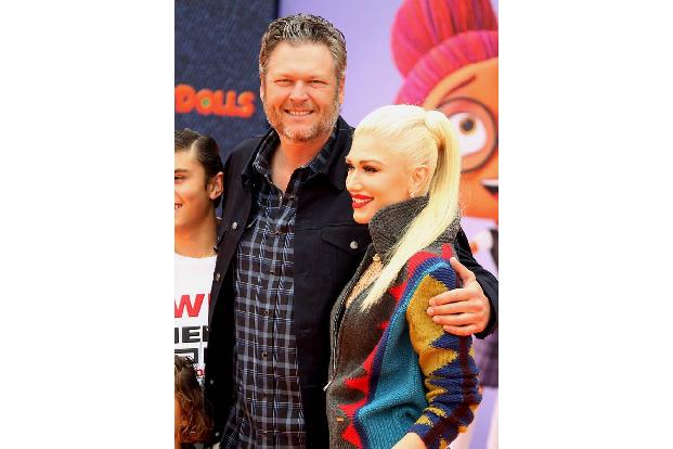 Für hochgezogene Augenbrauen sorgte Gwen Stefani 2015, als sie ihre Liebe zu Blake Shelton öffentlich machte. Sagen wir's, w...