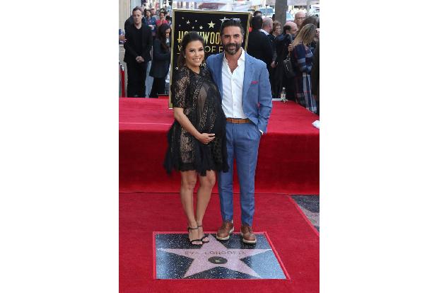Eva Longoria und ihr Ehemann José 'Pepe' Bastón müssen einen ganz besonders schwierigen Spagat schaffen: Die 'Desperate Hous...