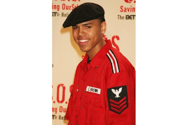 Zur Ruhe kam Chris Brown nie wirklich, ging mehrfach in den Drogenentzug und bekam unter anderem eine Klage wegen Betrugs, a...
