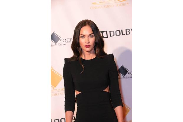 ...'Rolling Stone'-Magazin wurde Megan Fox gefragt, ob sie sich früher selbst geschnitten habe. Die Schauspielerin bejahte, ...