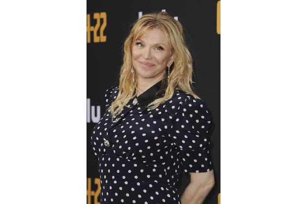 ...Kurt Cobain, Courtney Love, hat sich früher unter Drogeneinfluss Wunden in die Arme geschnitten, wie sie dem 'Spin'-Magaz...