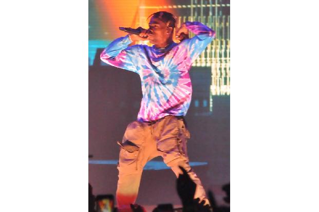 ...'Sick Mode' hatte sich Rapper Travis Scott, Partner von Kylie Jenner und Vater ihrer Tochter Stormi, mit Drake zusammenge...