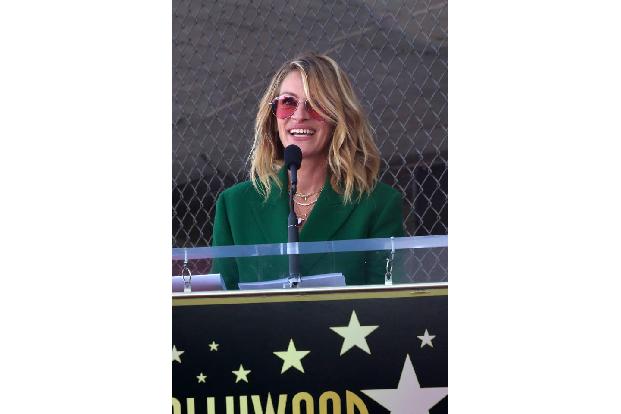 Julia Roberts trat bereits in den 80er Jahren in ersten Filmrollen auf, bevor sie für 'Erin Brokovich' schließlich ihren ers... Julia Roberts trat bereits in den 80er Jahren in ersten Filmrollen auf, bevor sie für 'Erin Brokovich' schließlich ihren ers...