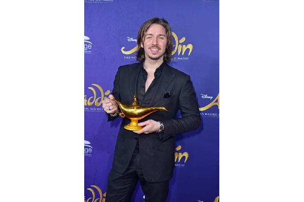 Was sich wohl Gil Ofarim von seinem Dschinni wünscht? Von der Musical-Inszenierung war der Musiker zumindest vollends begeis...