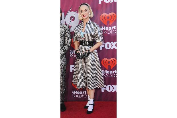 ...Katy Perry fand die Zeit, auch wenn sie wahrscheinlich mitten in den anstrengenden Vorbereitungen für ihre Hochzeit mit O...