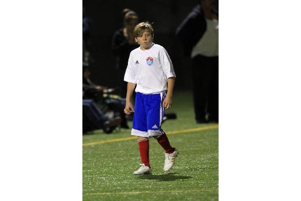 Wie der Vater, so der Sohn. Brooklyn spielt leidenschaftlich gerne Fußball. Eine Profi-Karriere wie Papa David will er jedoc...