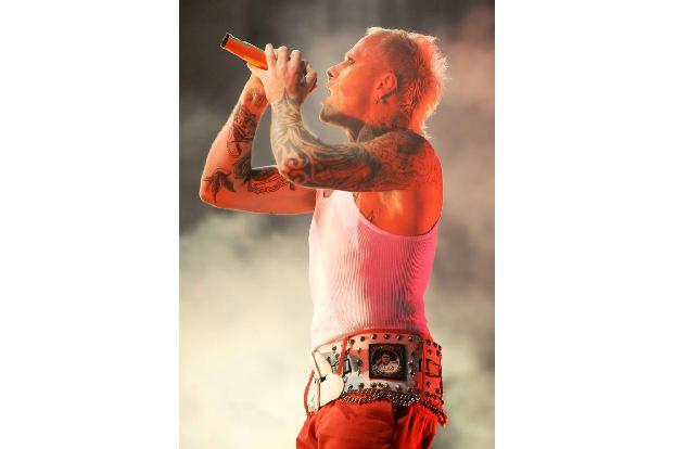 Mit Keith Flint haben wir einen der charismatischsten Musiker der letzten Jahrzehnte verloren. Doch der 