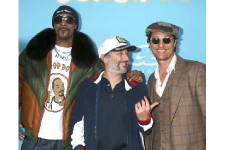 ...Snoop Dogg nicht fehlen. Der ist schließlich bekennender Marihuana-Fan und hat sogar seine eigene Firma aufgemacht, von d...