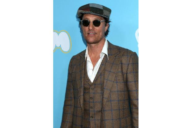 ...Matthew McConaughey spielt Moondog, einen Schriftsteller, der mehr Zeit damit verbringt, zu rauchen, zu kiffen und zu vög...