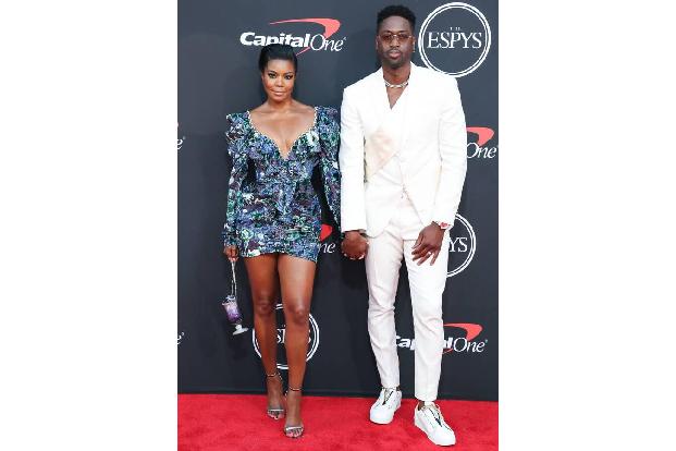 Dass Gabrielle Union neun Jahre älter ist als ihr Mann, der Basketballstar Dwayne Wade, überrascht die meisten — man sieht e...