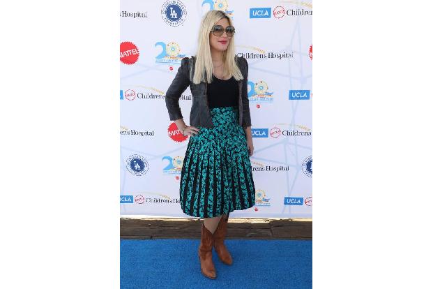 Tori Spelling weiß, warum Freunde und Verwandte immer wieder gern zu ihr zum Thanksgiving kommen: Ihre in Speck gewickelten ...