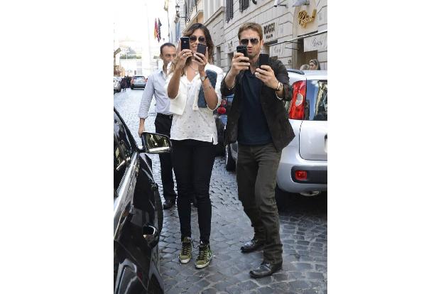 ...Privatleben spricht er für gewöhnlich nicht. Für ein paar Monate war er mit Model Madalina Ghenea zusammen, bevor er eine...