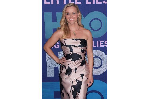 Mit einem Verdienst von rund 32 Millionen folgt Reese Witherspoon auf Platz drei. Einen Großteil des Geldes machte die Oscar...