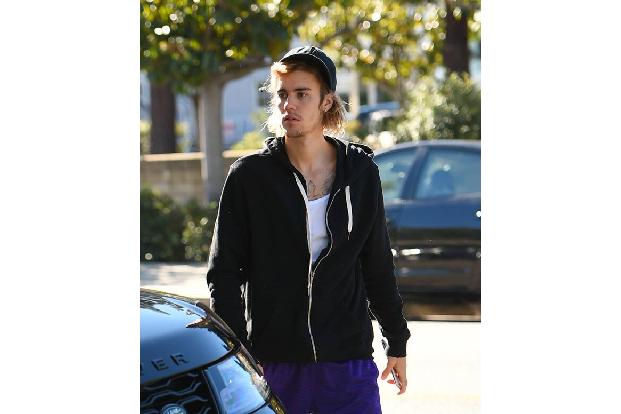 Zwar ist Justin Bieber einer der erfolgreichsten Popstars seiner Zeit, aber nicht alle seine Songs gefallen ihm. 