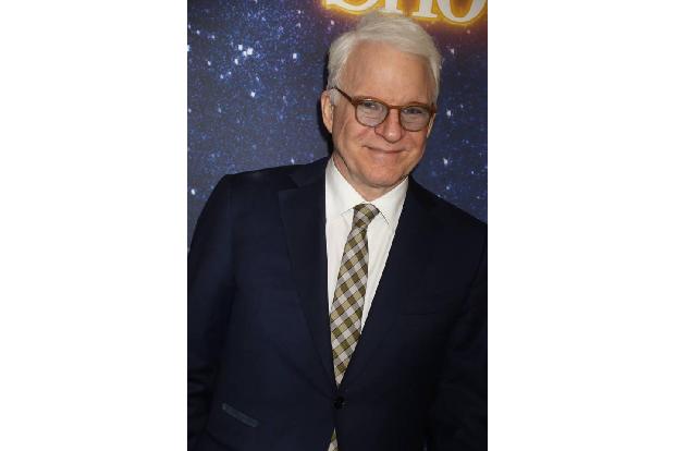 ...Steve Martin macht sich einen Spaß aus der Darmspiegelung. Alle zwei Jahre lässt er eine vornehmen. Da es unangenehm ist,...