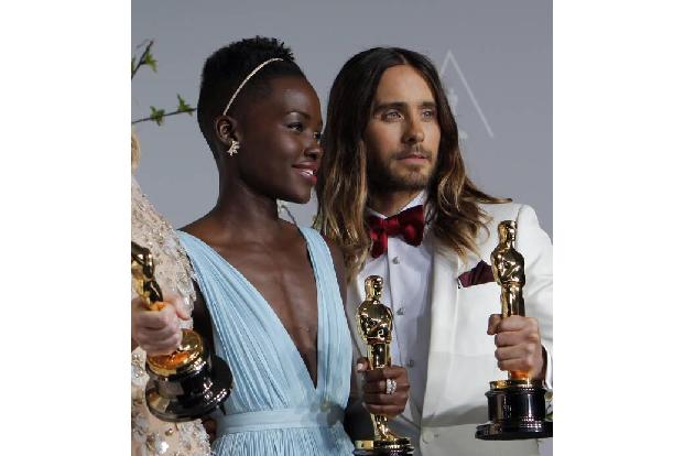 Lupita Nyong'os hellblaues Prada-Kleid bei der Oscar-Verleihung 2014 gilt heute als Klassiker. Dabei wäre die Schauspielerin... Lupita Nyong'os hellblaues Prada-Kleid bei der Oscar-Verleihung 2014 gilt heute als Klassiker. Dabei wäre die Schauspielerin...